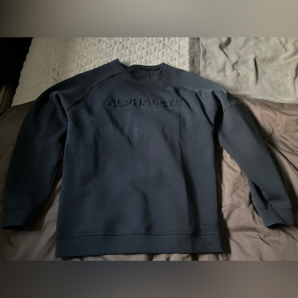 Alphalete LARGE sweater